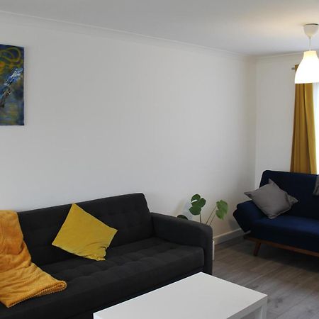 Coolfin House-Close To Excel, Contractors, Relocators, Paid Parking Villa Londen Buitenkant foto