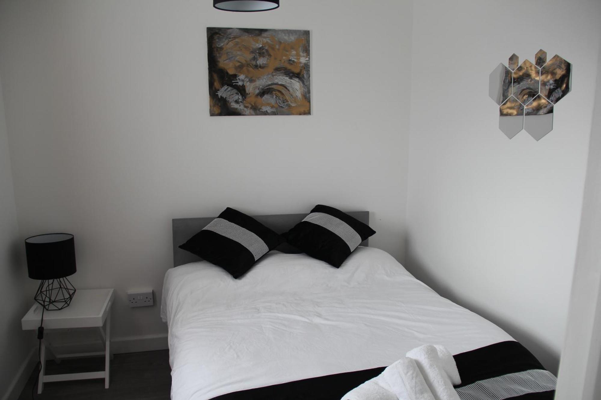 Coolfin House-Close To Excel, Contractors, Relocators, Paid Parking Villa Londen Buitenkant foto