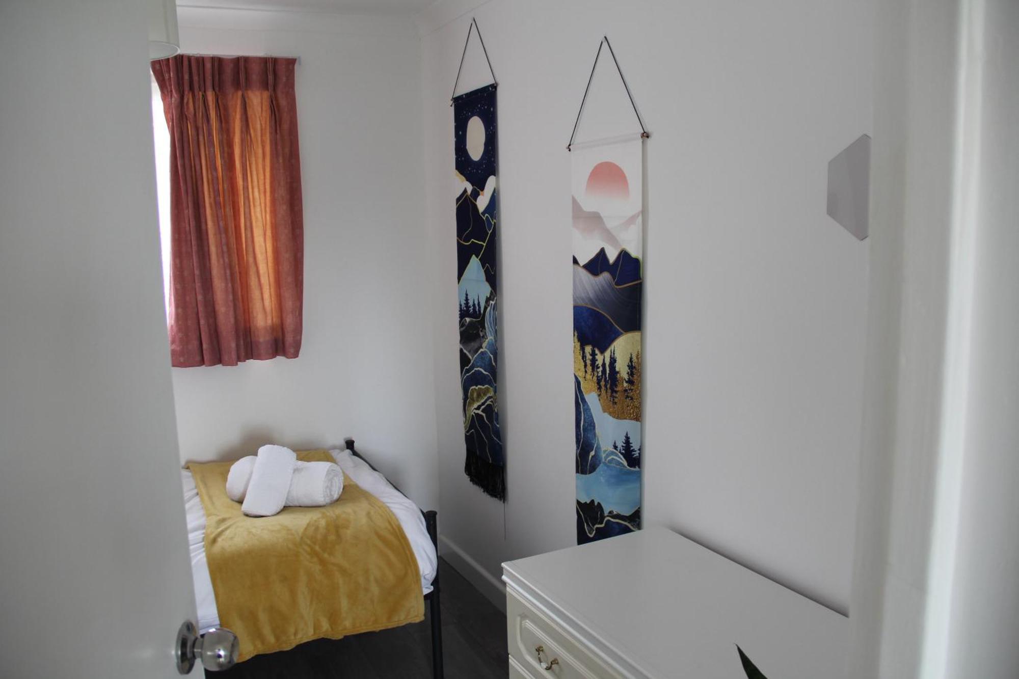 Coolfin House-Close To Excel, Contractors, Relocators, Paid Parking Villa Londen Buitenkant foto